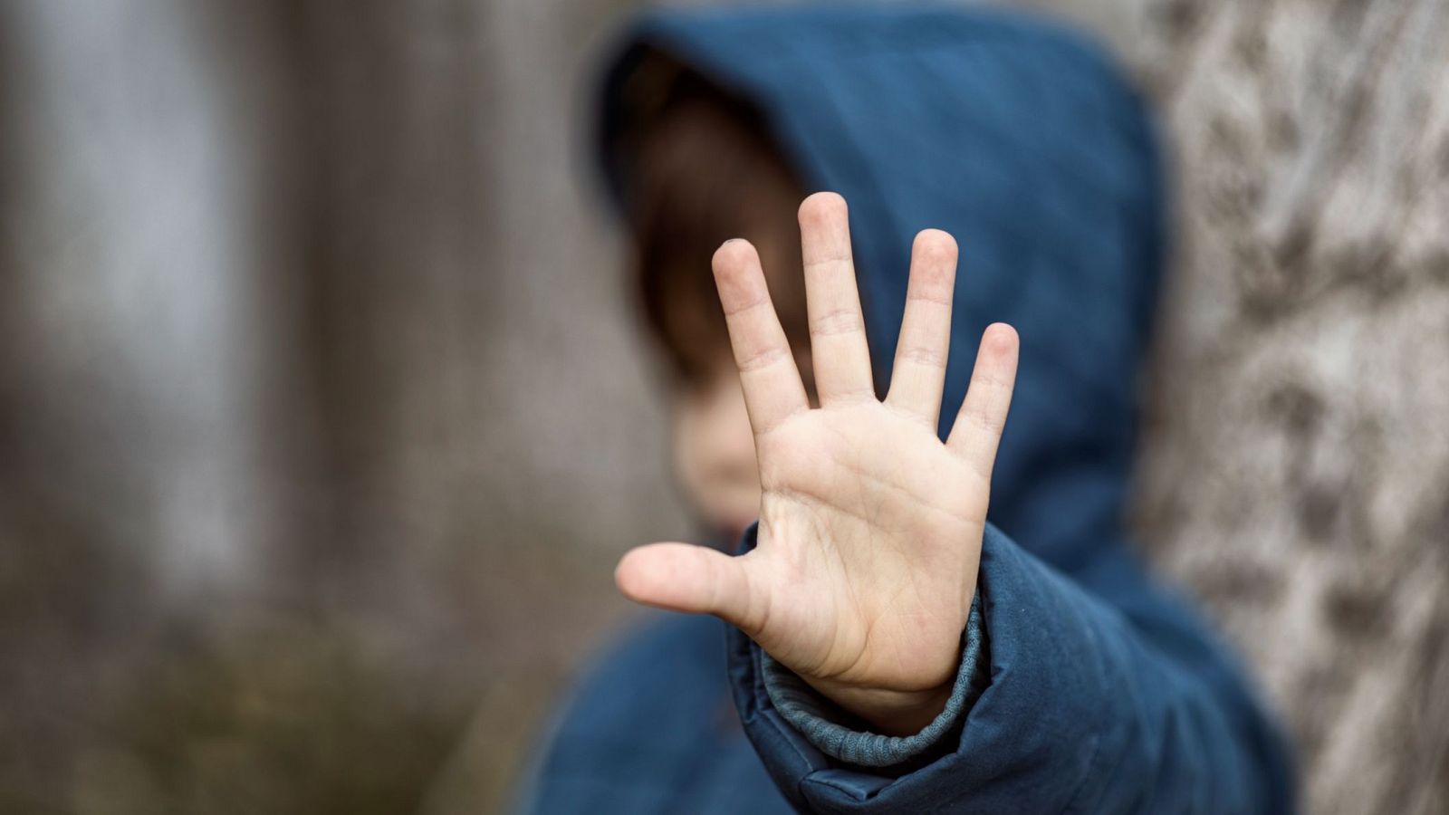 Nueva campaña contra el maltrato infantil: 'Hay señales que podrían decir mucho'