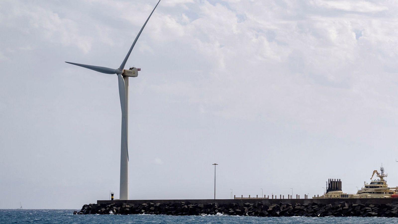 Aerogenerador marino de Gamesa en Gran Canaria