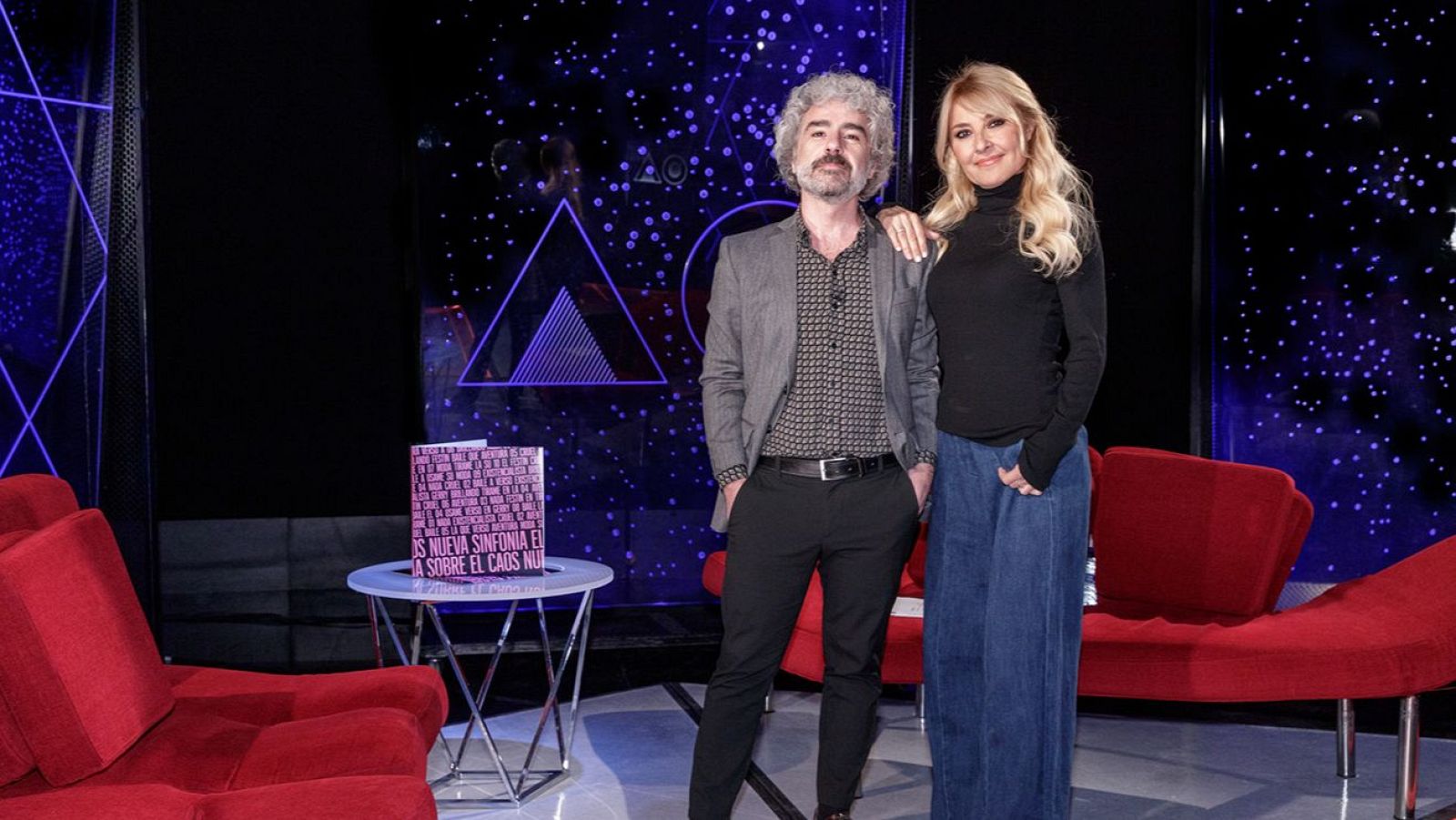 Abraham Boba, junto a Cayetana Guillén Cuervo