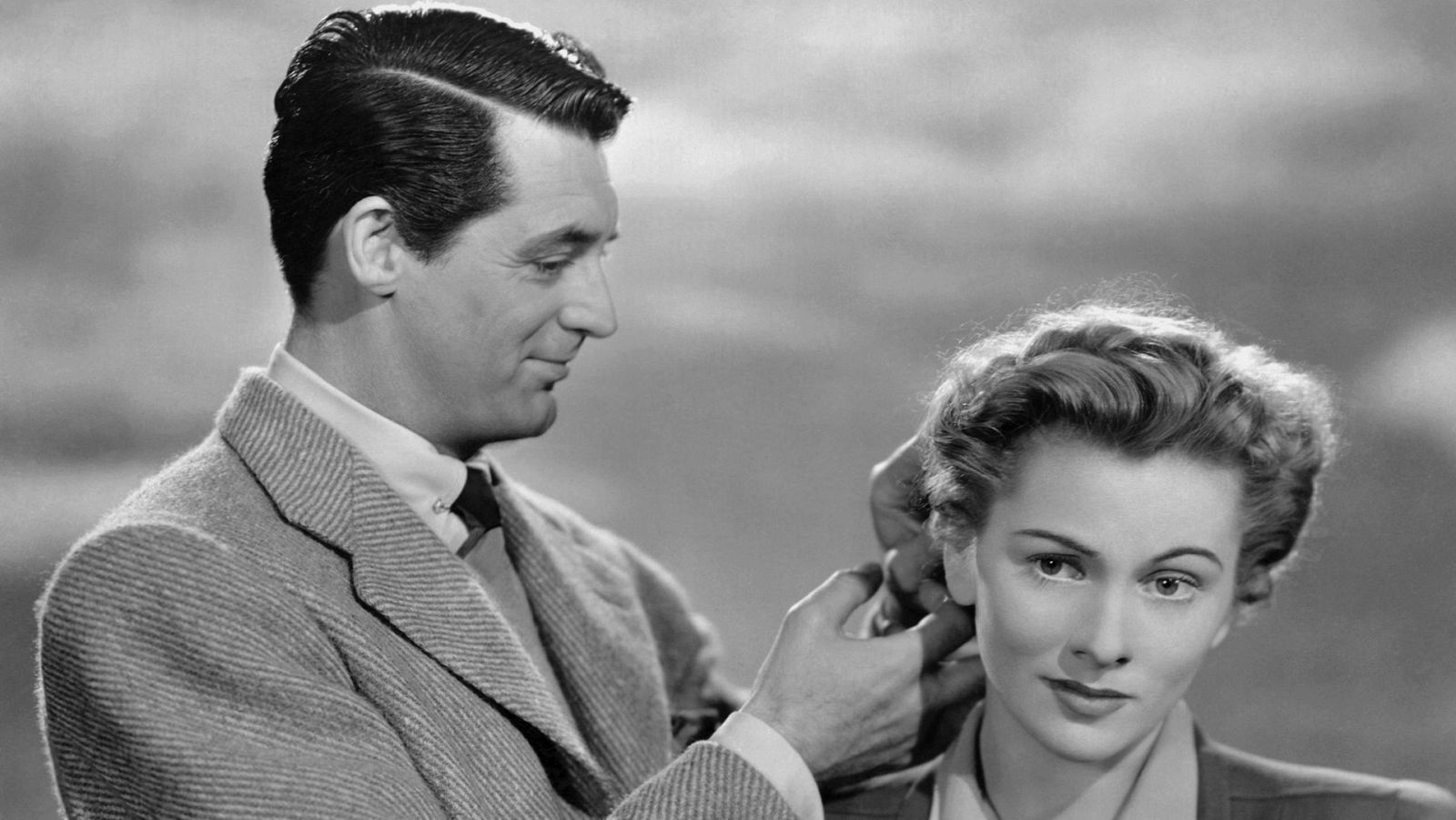 Los actores Cary Grant y Joan Fontaine, en 'Sospecha'