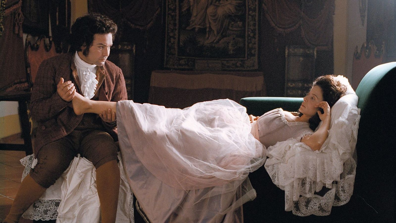 'Volaverunt': del erótico significado del título al asesinato de la duquesa de Alba. ¿Quién la mató?