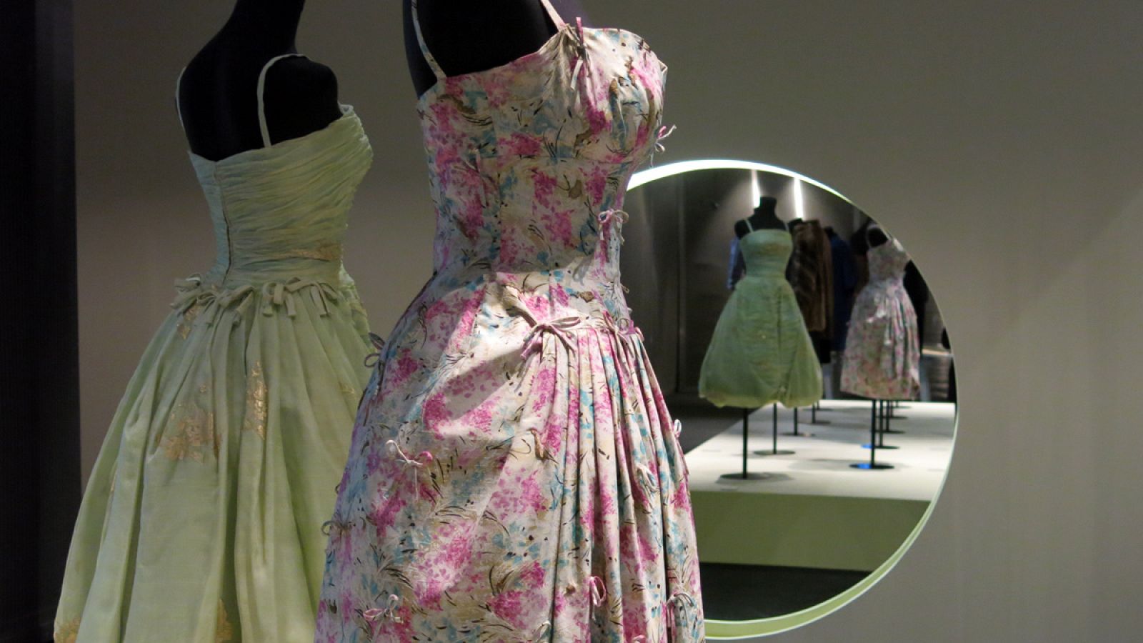 Vestidos globo de Pedro Rovira.