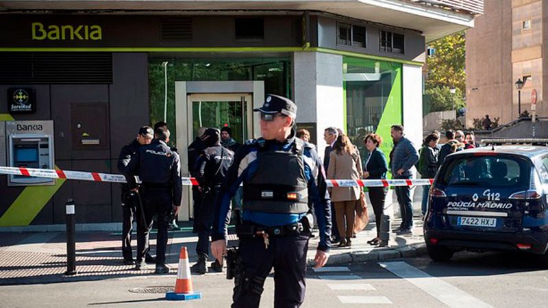 La Policía detiene al autor de un atraco con rehenes en una sucursal bancaria de Madrid
