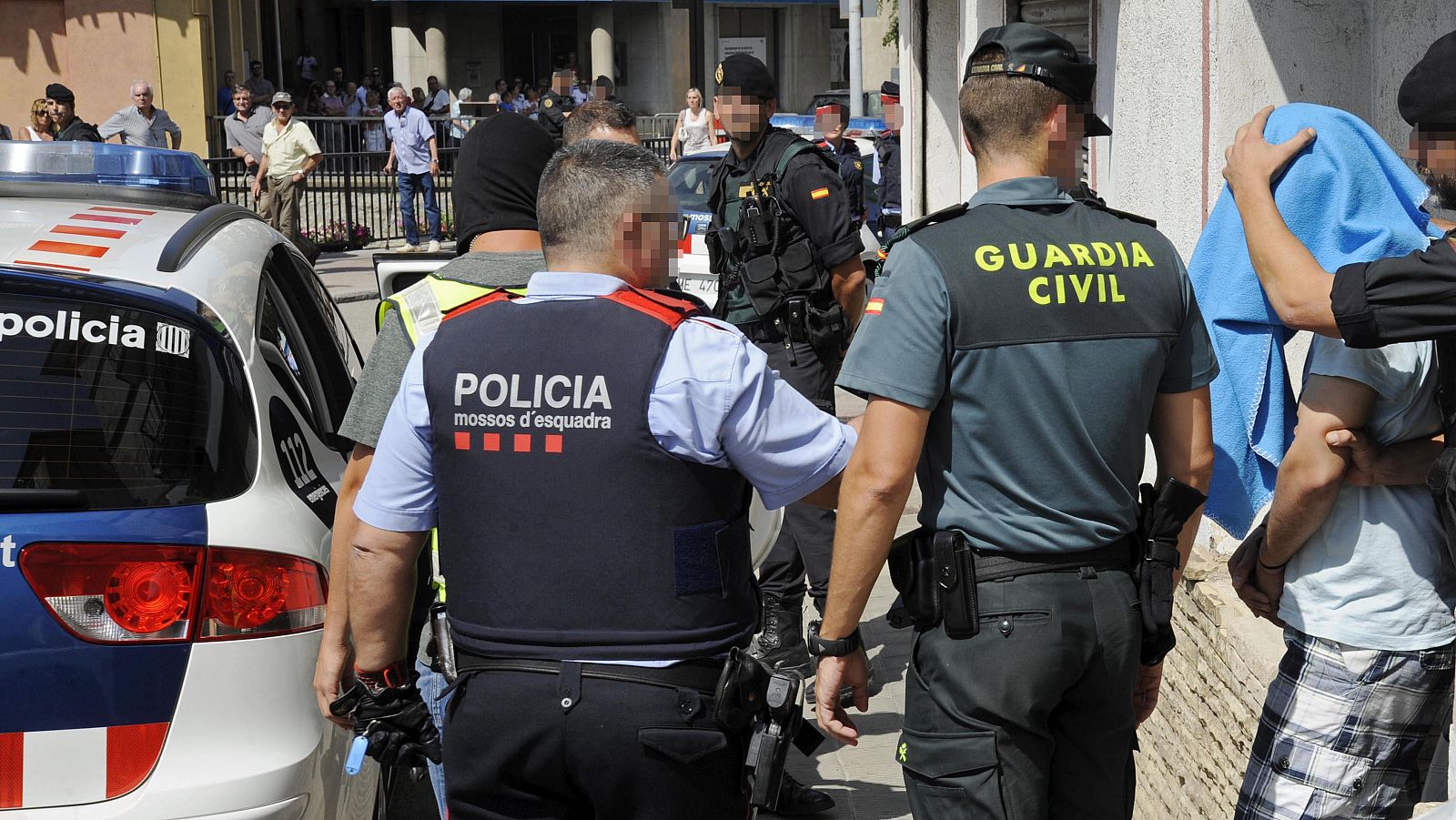 EL SEGUNDO DETENIDO EN RIPOLL TIENE 30 AÃ'OS Y ES AMIGO DEL APRESADO AYER