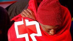 Tres inmigrantes mueren ahogados al volcar una patera en la costa de Ceuta
