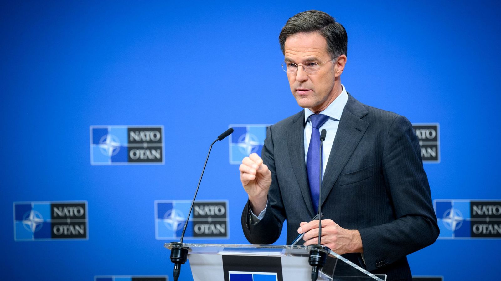 Rutte insta a la OTAN a adoptar una "mentalidad de guerra" y aumentar el gasto en defensa
