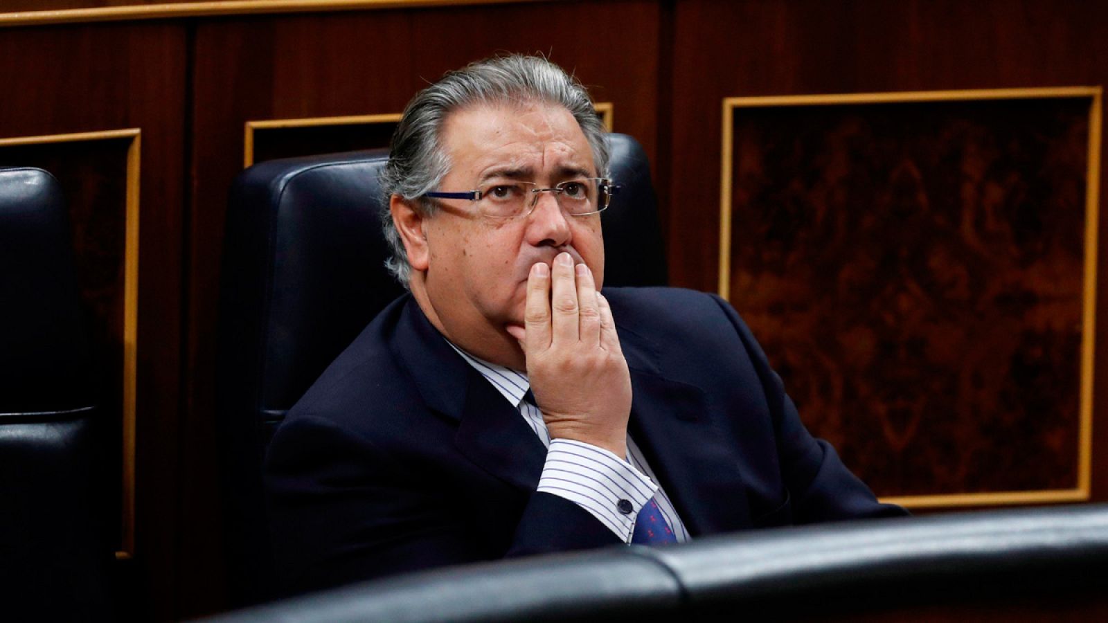 El ministro del Interior, Juan Ignacio Zoido, durante la sesión de control al Gobierno
