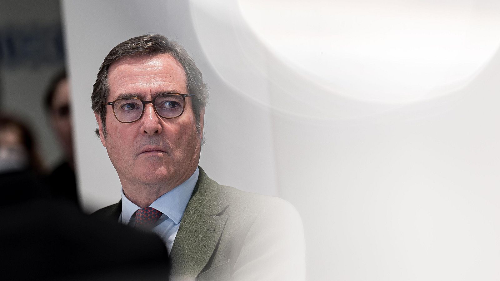 Garamendi agradece la colaboración de Cuerpo sobre la reducción de la jornada frente a los "insultos" de Díaz