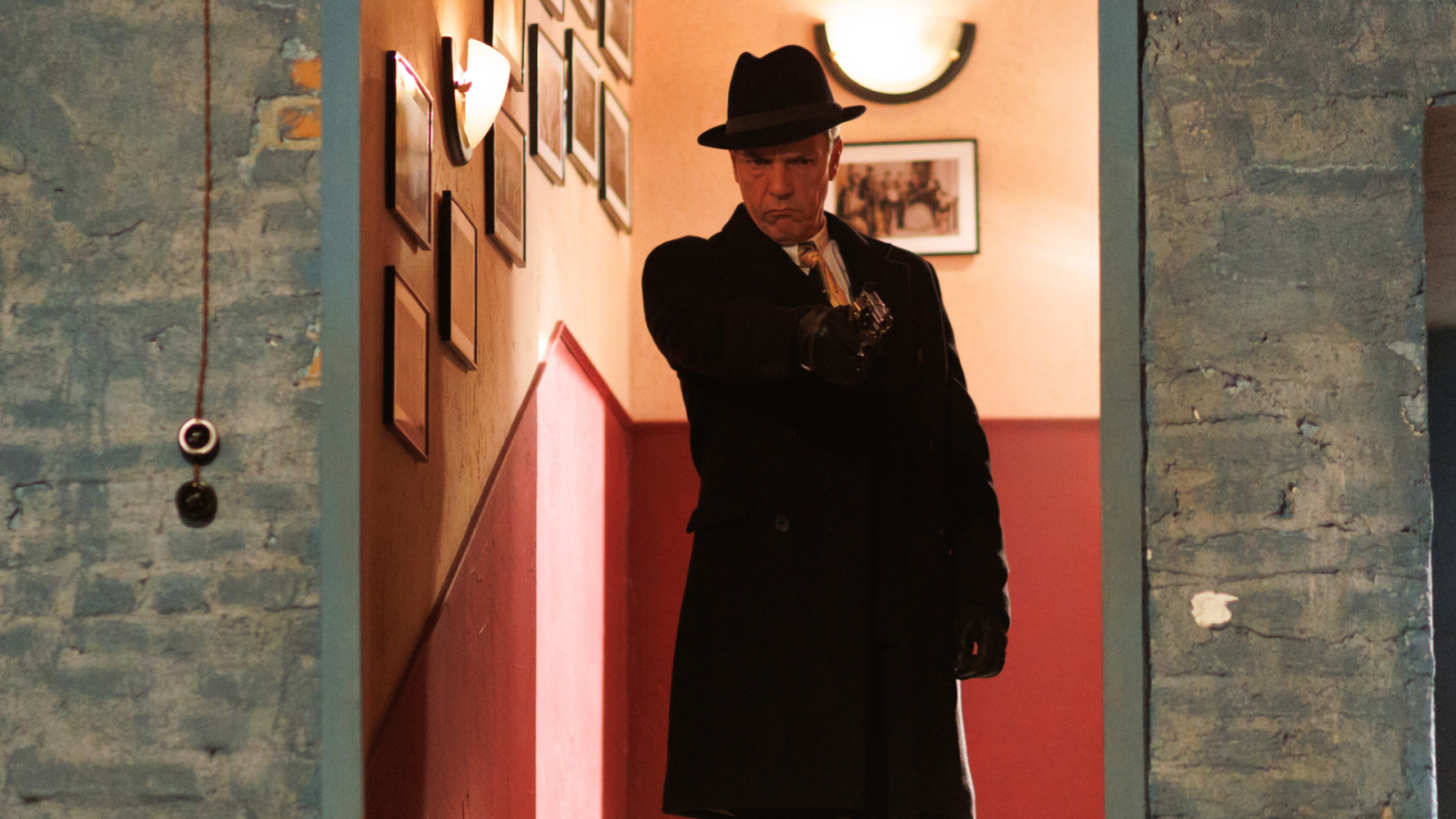 Avance semanal de 'La Moderna' del 23 al 27 de diciembre: Emiliano traza un plan para matar a César