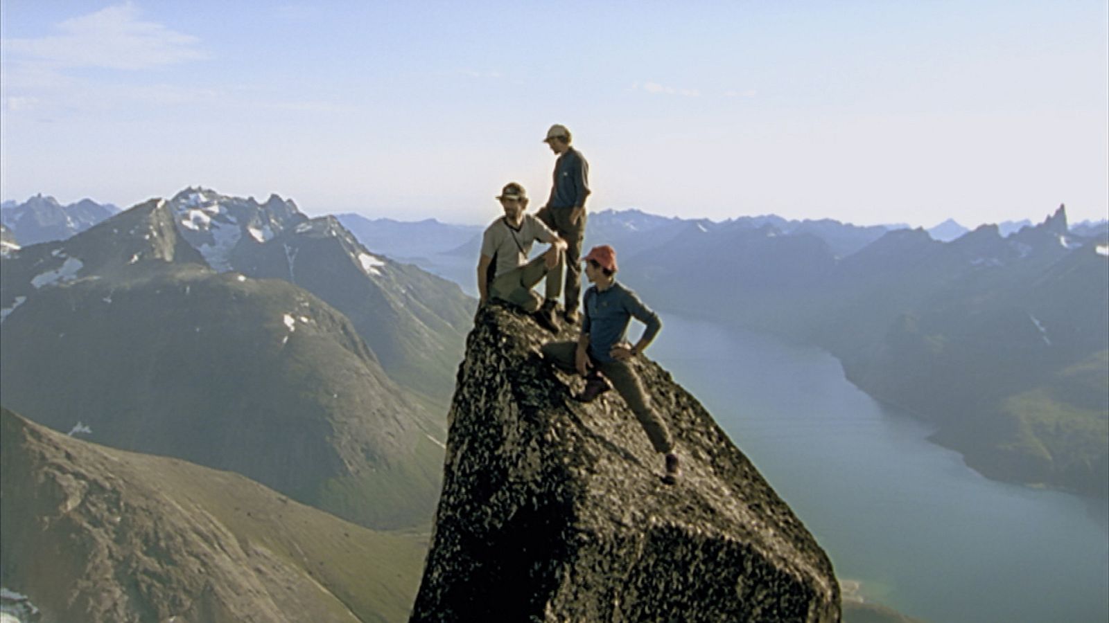 'Al filo' al hasta el Nalumasortoq, el "Gran muro blanco"