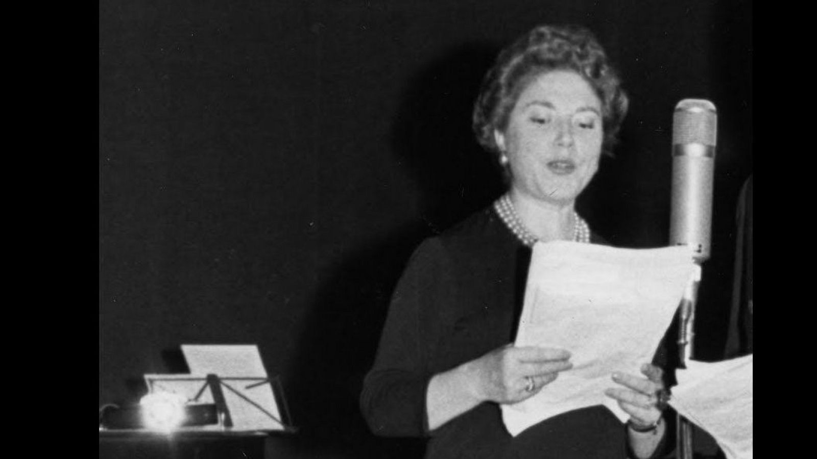 María Matilde Almendros, va ser una dona pionera de la ràdio