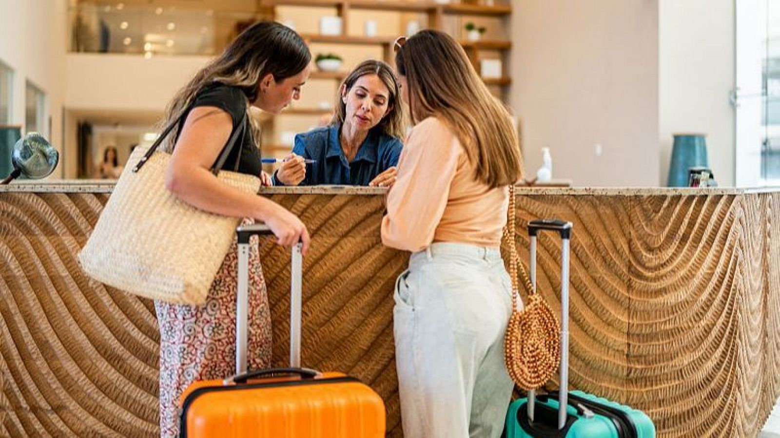 Catalunya va ser la CCAA autonoma amb més visitants estrangers al novembre