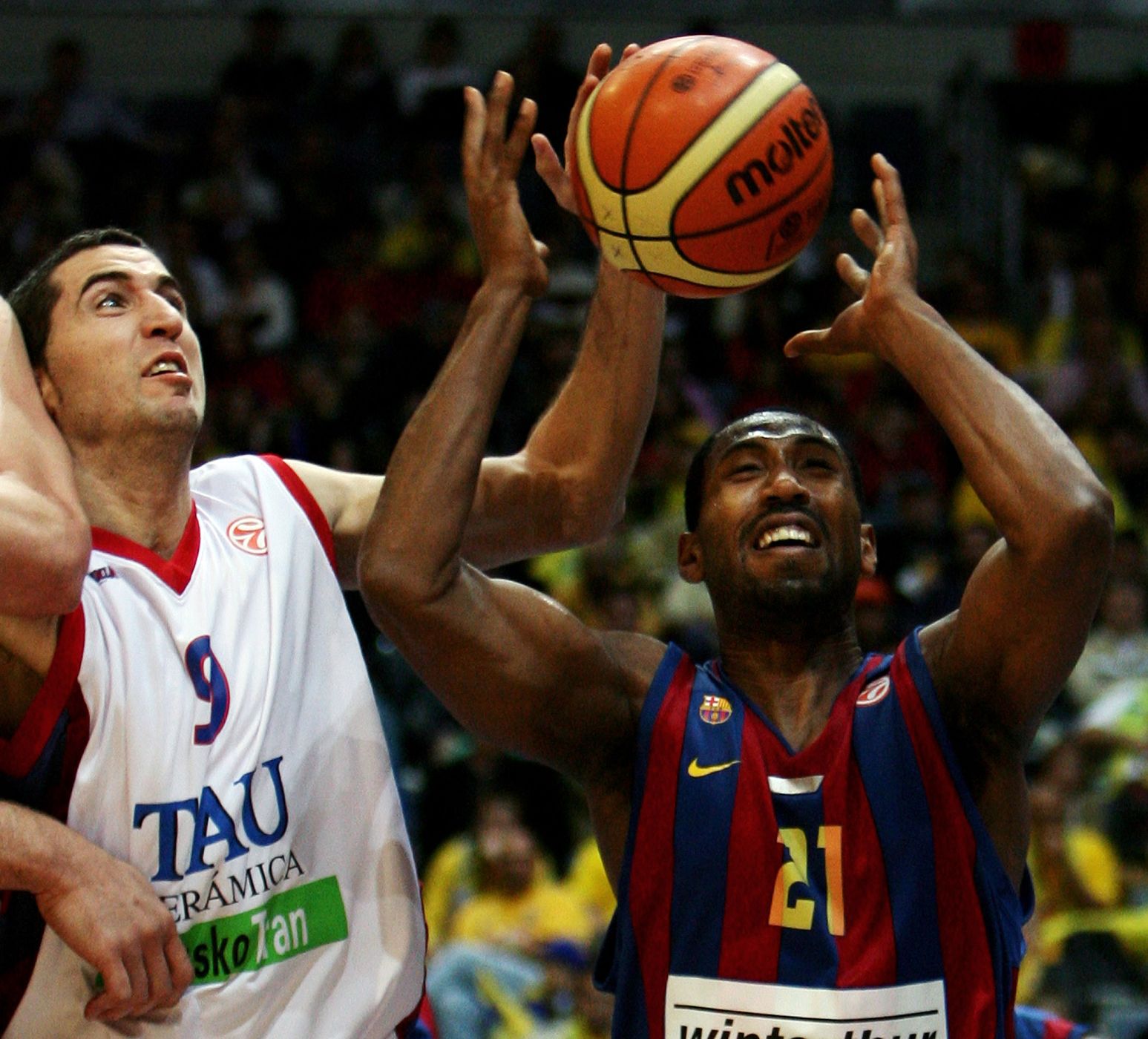 La primera semifinal enfrentará al TAU Cerámica y al Barcelona