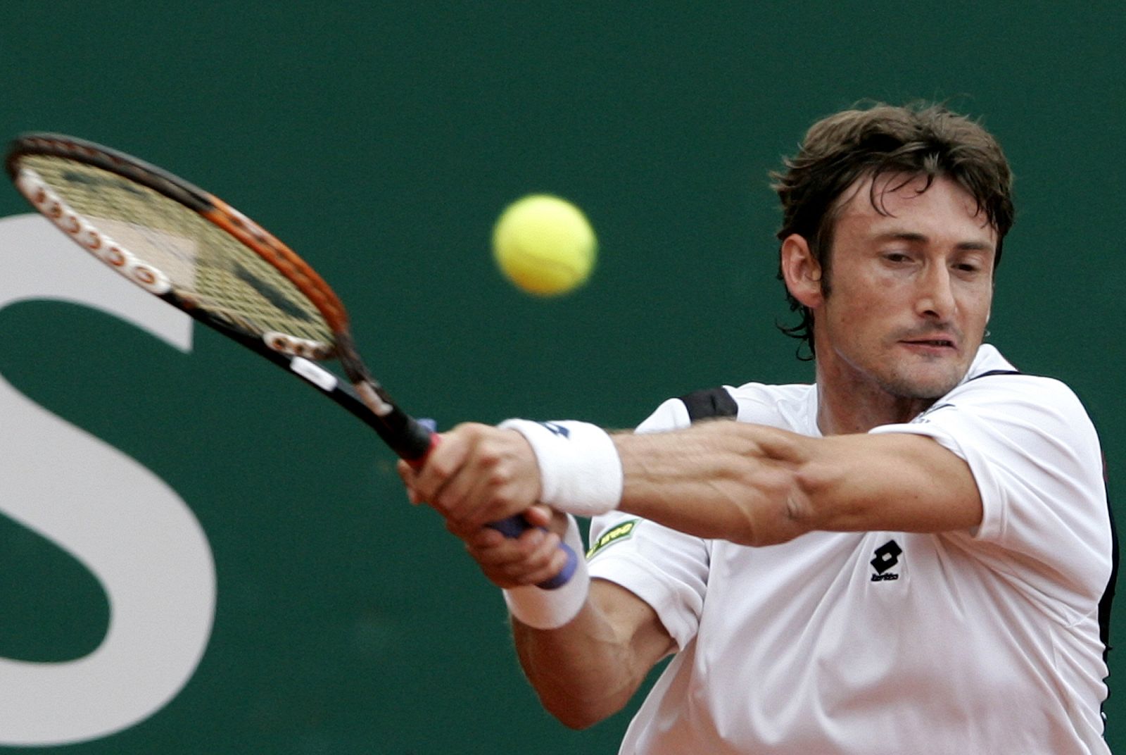 Juan Carlos Ferrero ha pasado a cuartos de final, donde le espera Andy Roddick