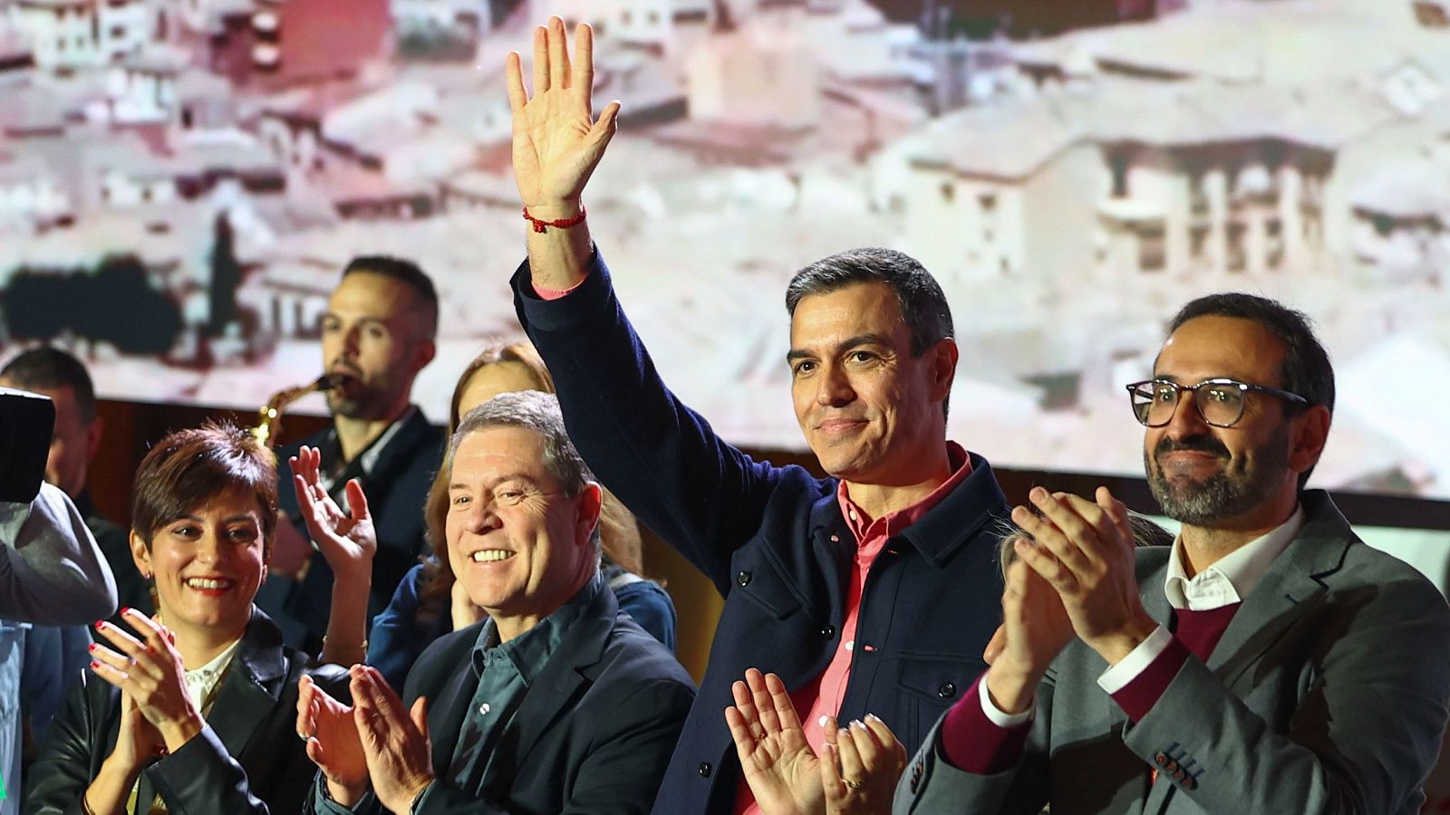 Pedro Sánchez y Emiliano García-Page en el congreso regional PSOE de Castilla-La Mancha