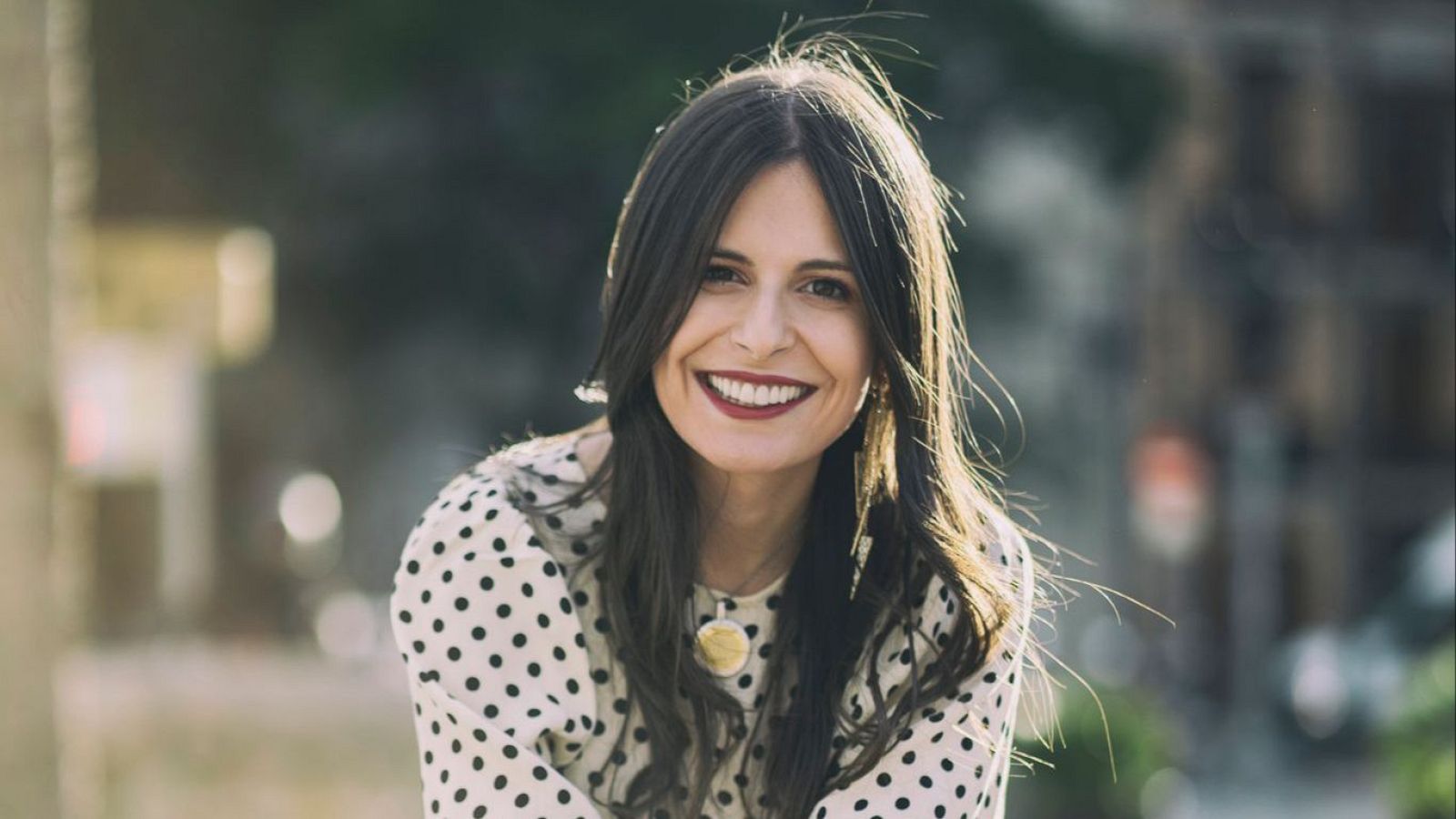 La activista de la investigación científica, jurista, politóloga y escritora Noah Higón