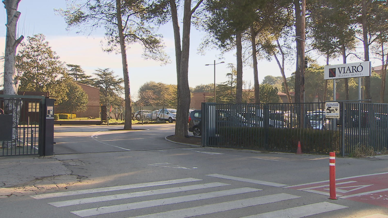 Entrada del centre escolar Viaró Global School