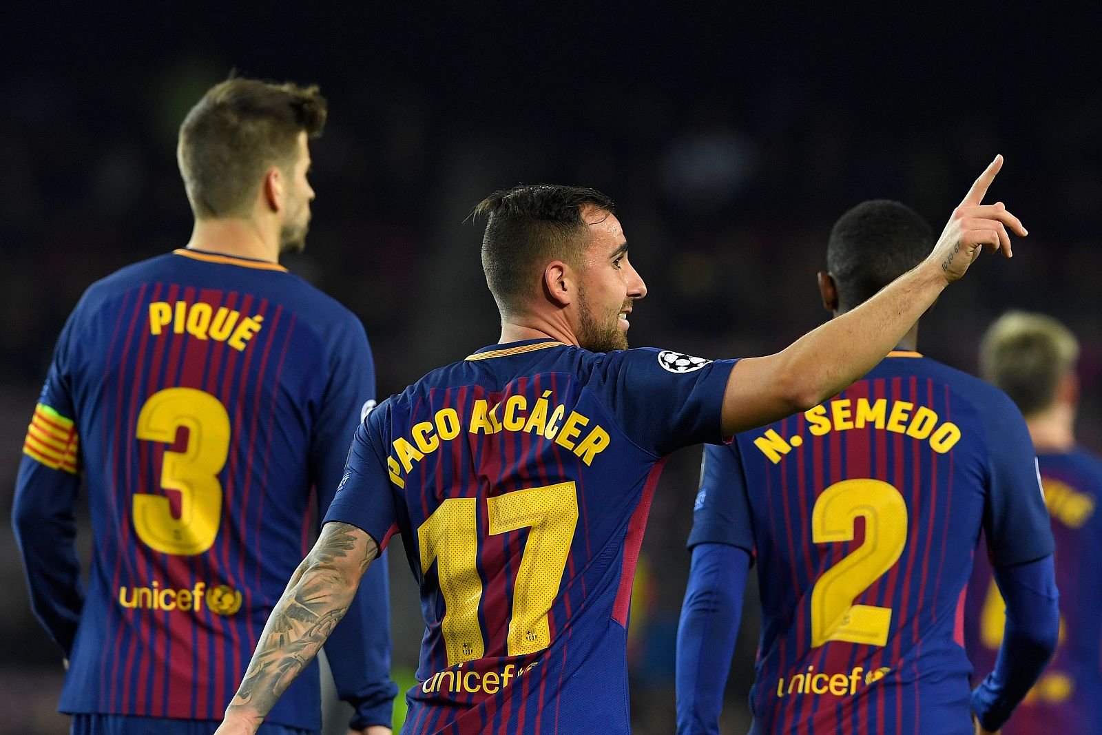 Alcácer celebra el gol de cabeza frente al Sporting de Portugal.