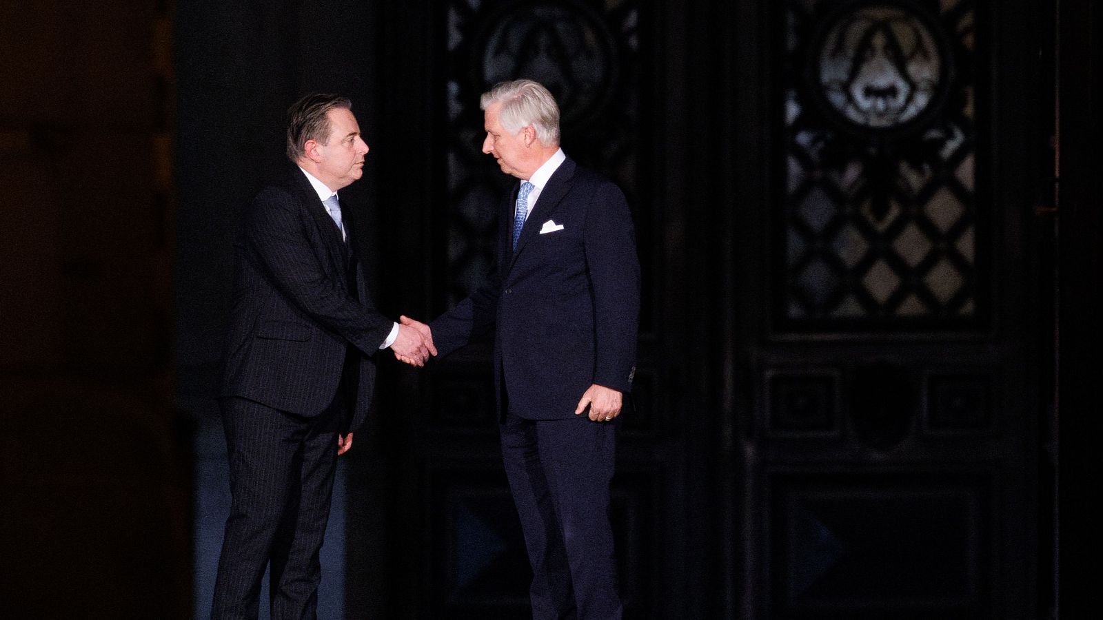 Acuerdo de gobierno en Bélgica: el rey Felipe con el líder nacionalista flamenco Bart De Weber