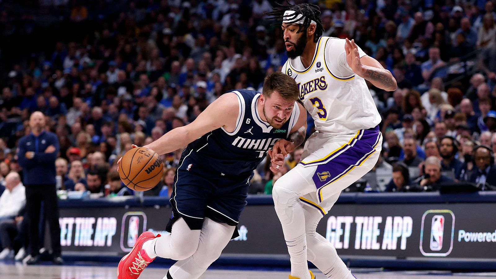 Davis y Doncic con Lakers y Mavs respectivamente