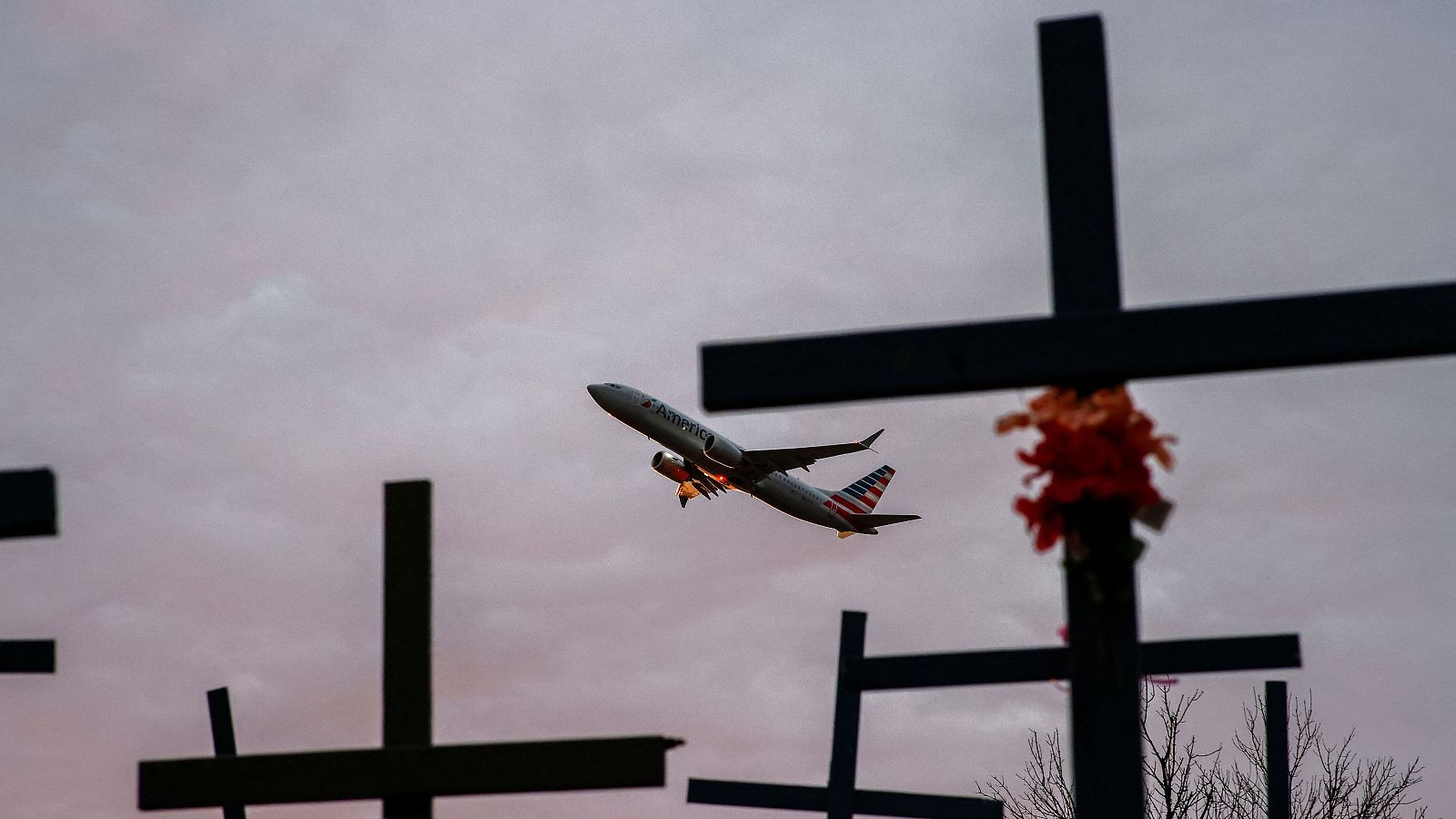 El secretario de Transporte de EE.UU. asegura que mejorará el personal aéreo: "No te puedes centrar en la diversidad"