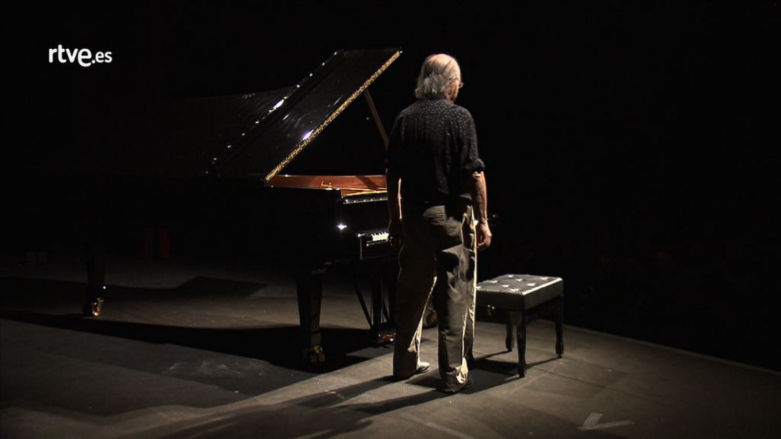 Carles Santos, recientemente fallecido, sera recordado este lunes en Imprescincibles