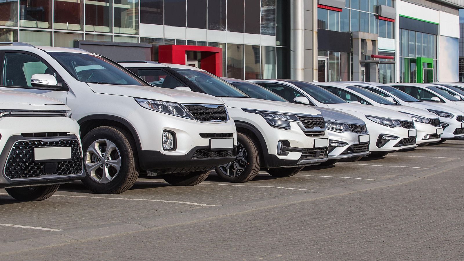 Las ventas de coches aumentan un 3,4% en julio y acumulan un alza del 5,6% en lo que va de 2024