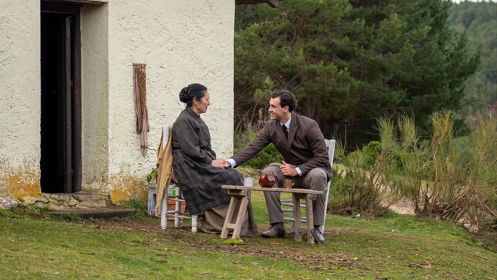 La Promesa: Curro busca respuestas del pasado en Ramona