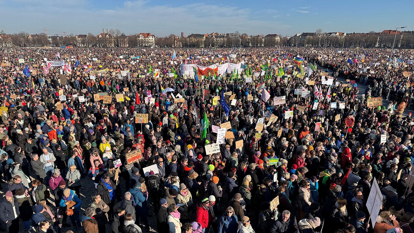 Más de 200.000 personas se manifiestan contra la ultraderecha en Múnich