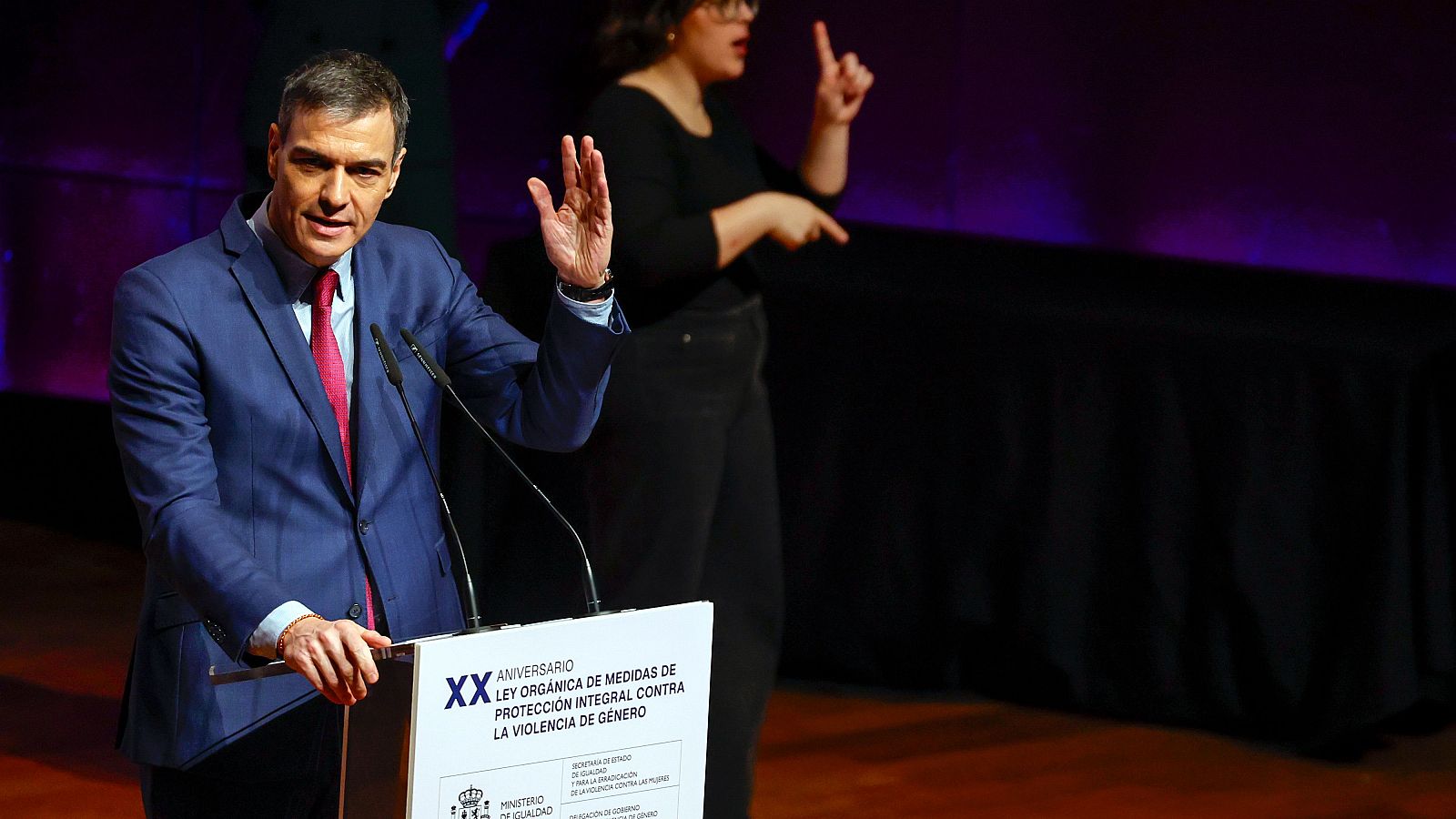 El presidente del Gobierno, Pedro Sánchez, interviene en el acto conmemorativo del 20º aniversario de la Ley contra la Violencia de Género
