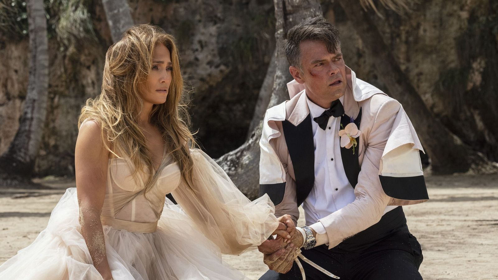 Jennifer López y Josh Duhamel en 'Una boda explosiva'