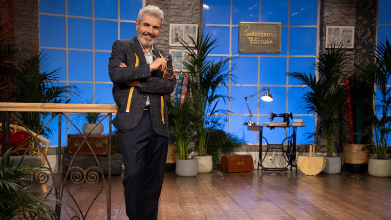 Lorenzo Caprile, el modista que esculpe la belleza 