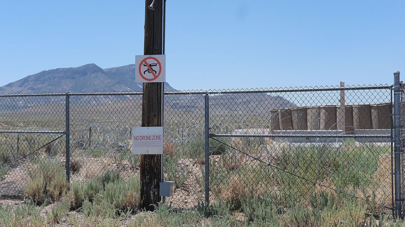 La base militar del Área 51, ubicada en Nevada (Estados Unidos), ha inspirado toda clase de teorías conspirativas, muchas de ellas relacionadas con extraterrestres.