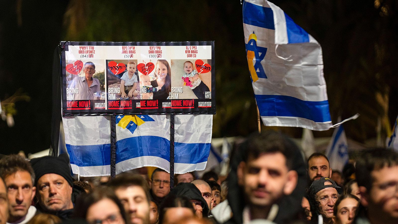 Israel identifica los cuerpos de los dos niños devueltos por Hamás pero no el de su madre, Shiri Bibas