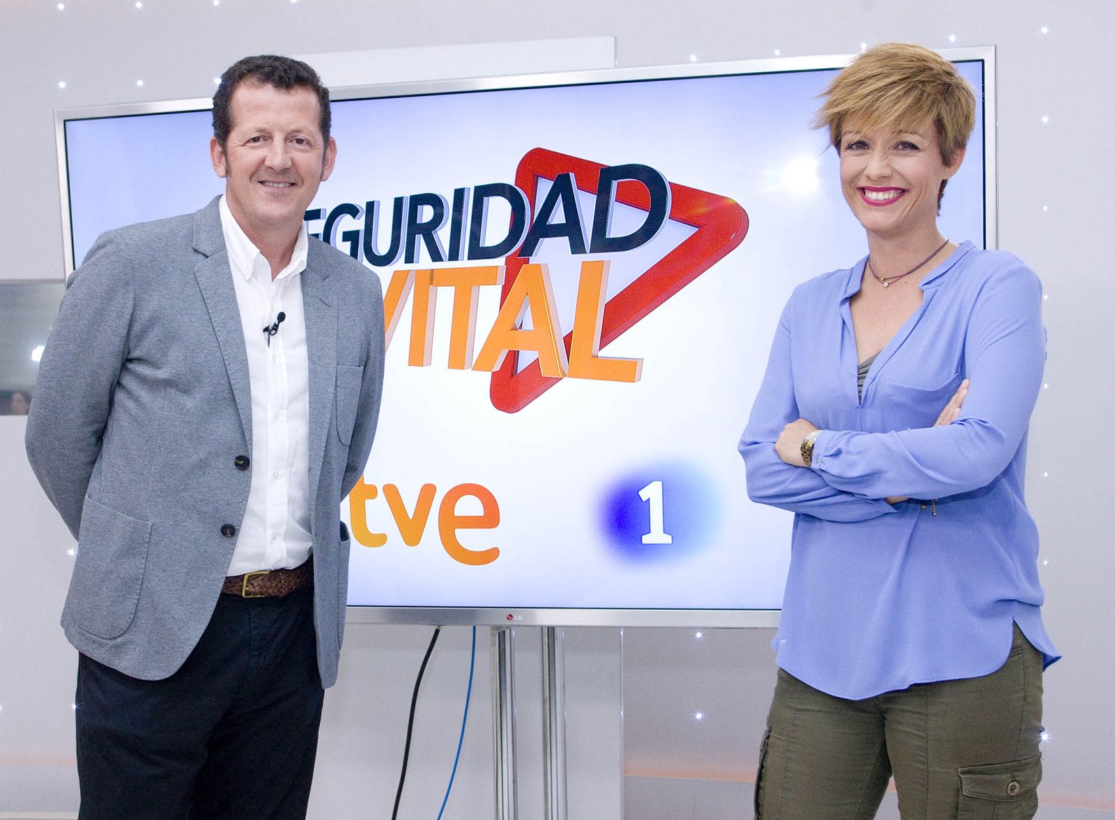 Marta Solano y Carlos G. Hirschfeld, presentadores del programa
