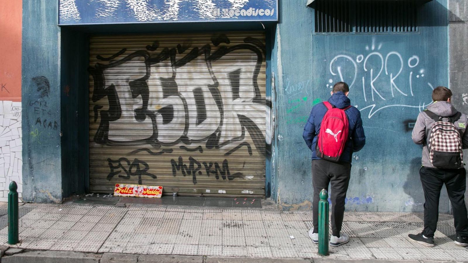 Imagen del bar a cuyas puertas fue agredido Víctor López, que falleció tras ser golpeado en la cabeza.