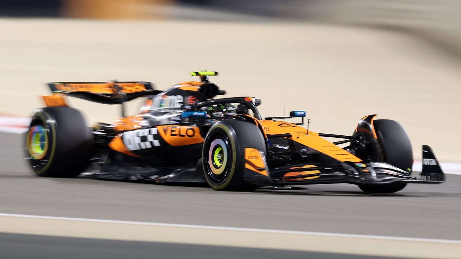 Lando Norris, durante los test de Bahrain de F1