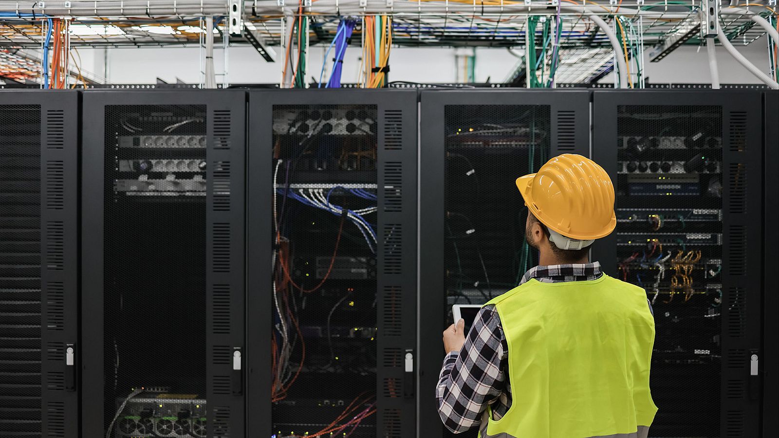 Microsoft invertirá otros 2.900 millones en un nuevo centro de datos en Zaragoza