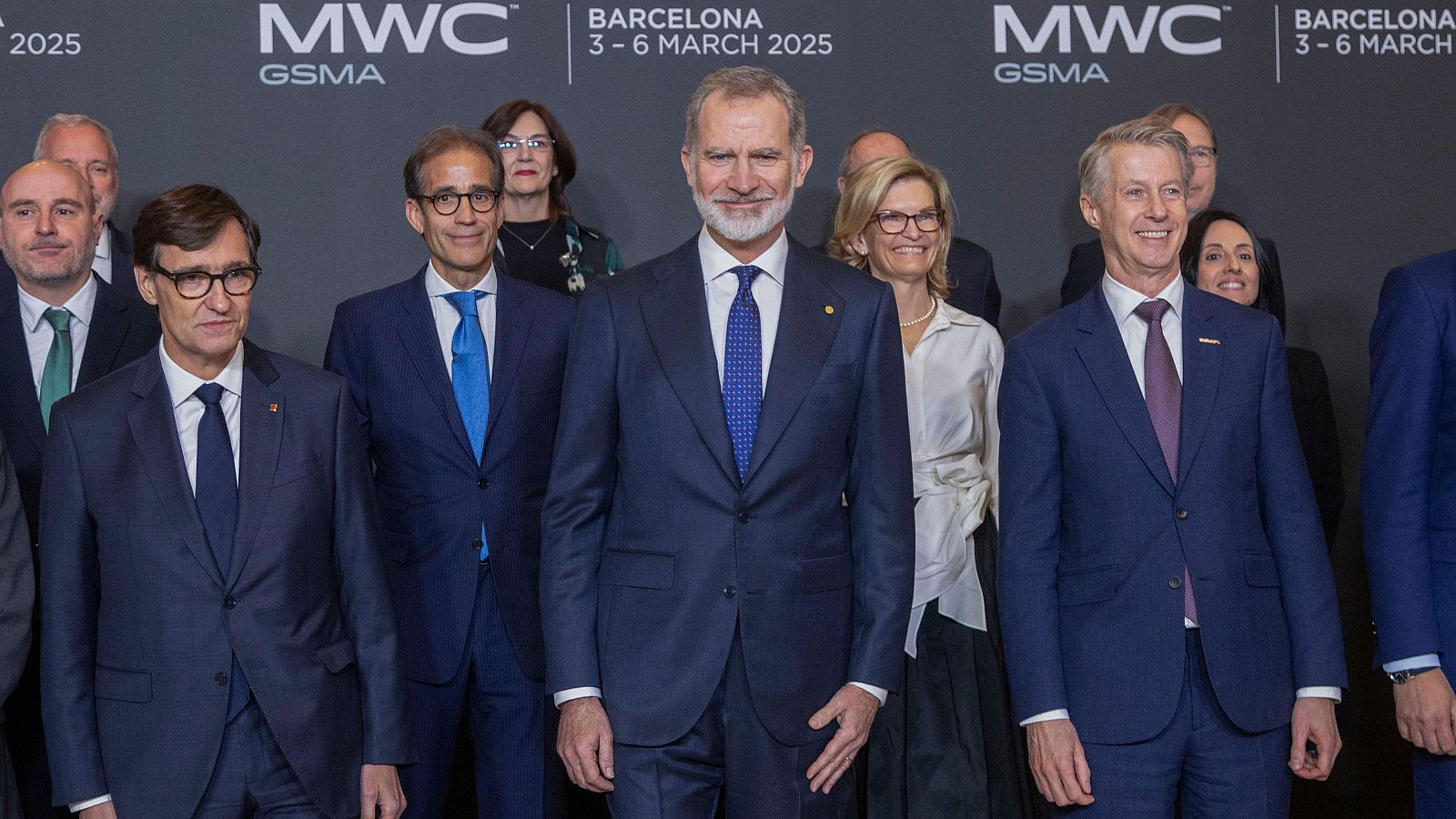 Felipe VI presideix a Barcelona el sopar de benvinguda del Mobile World Congress