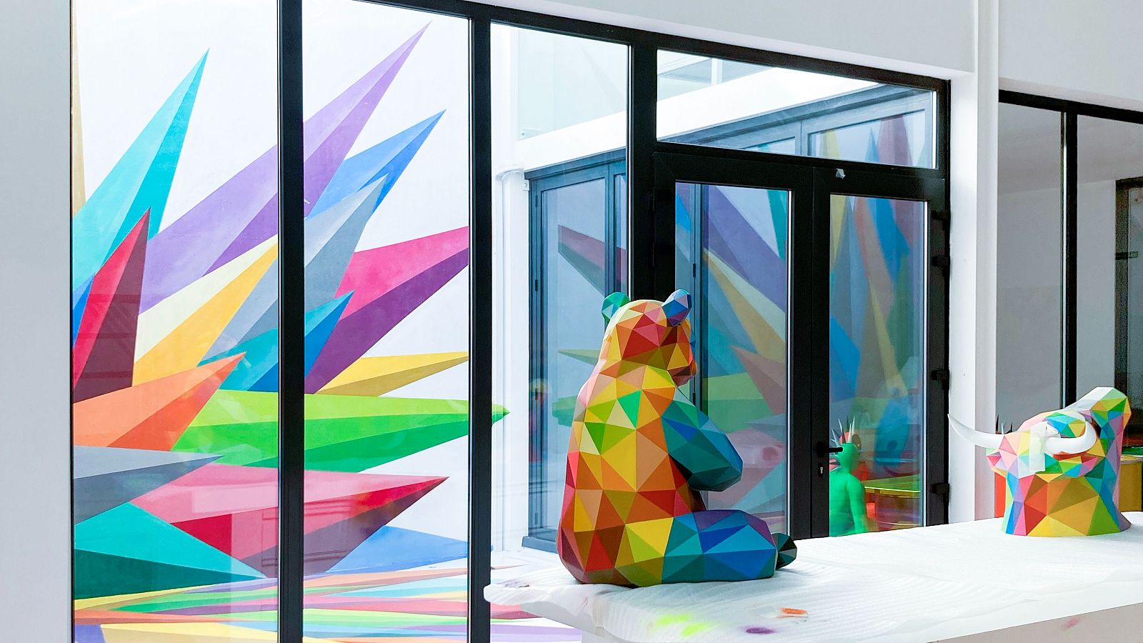 'Hoy empieza todo 1' celebra la semana del arte en la nueva galería de Okuda