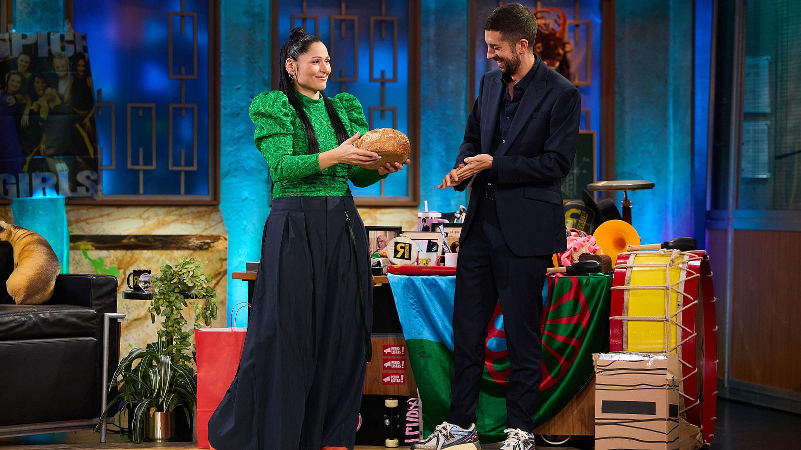 David Broncano entrevista a la cantante Rosa López en La Revuelta 6/3/25