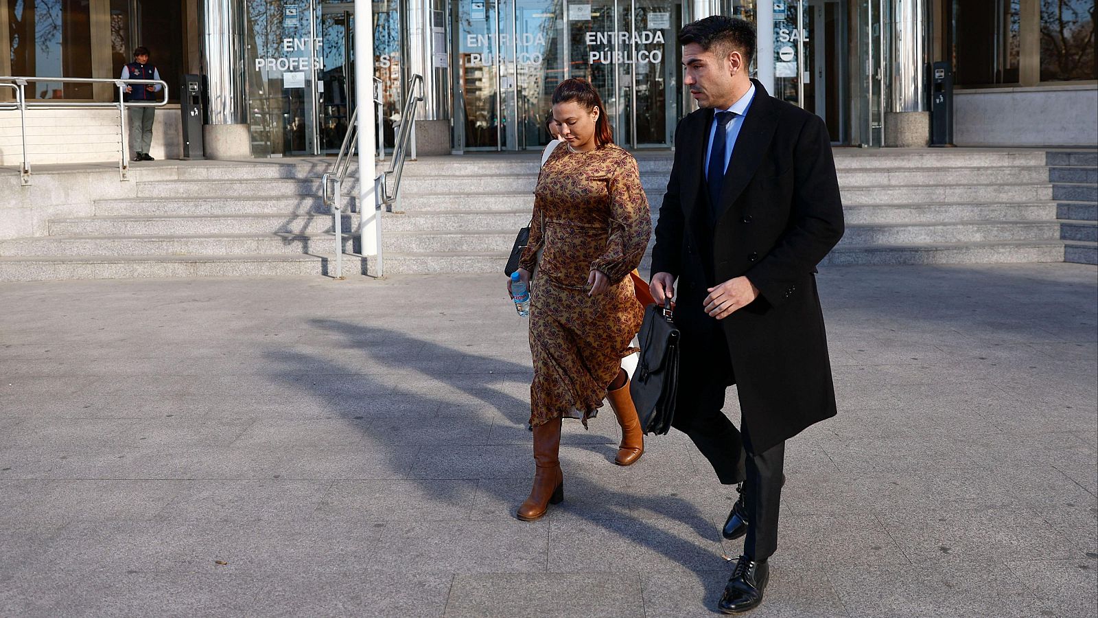 La actriz Elisa Mouliaá a la salida de los juzgados de Plaza de Castilla, Madrid