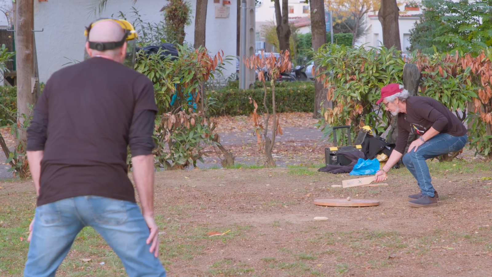 Bèlit, el joc tradicional recuperat pel barri gironí de Sant Narcís