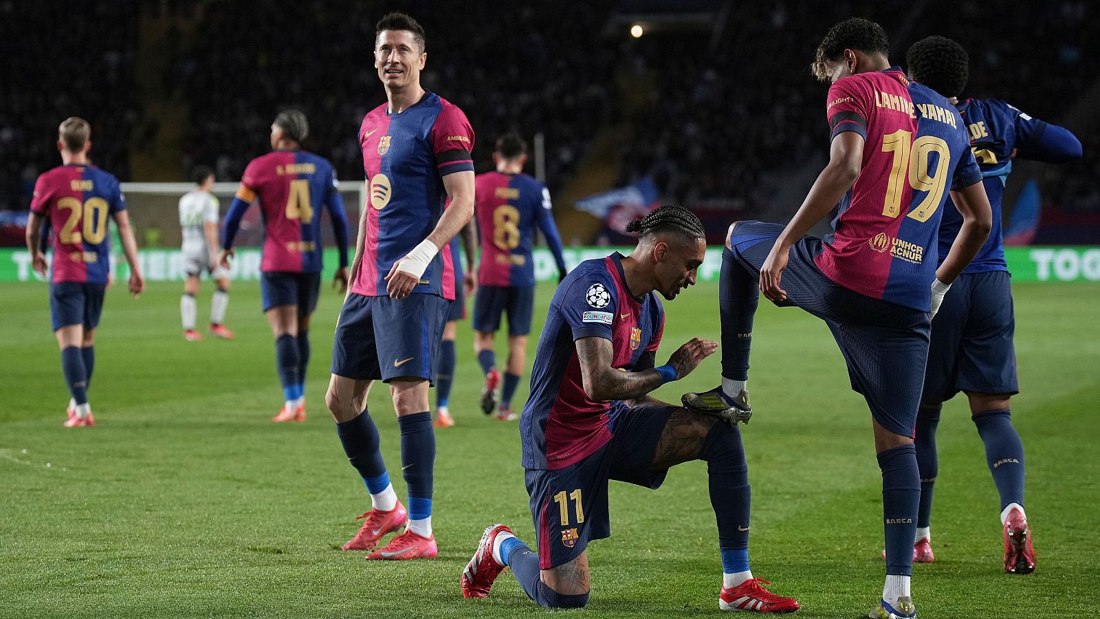 Barcelona - Benfica: Raphinha y Lamine Yamal, goles y espectáculo en Champions