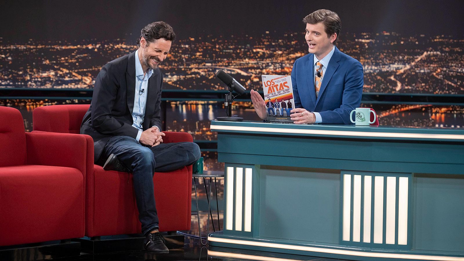 La historia más surreal de Juan Diego Botto: Su ex se casó con el ex de su mujer