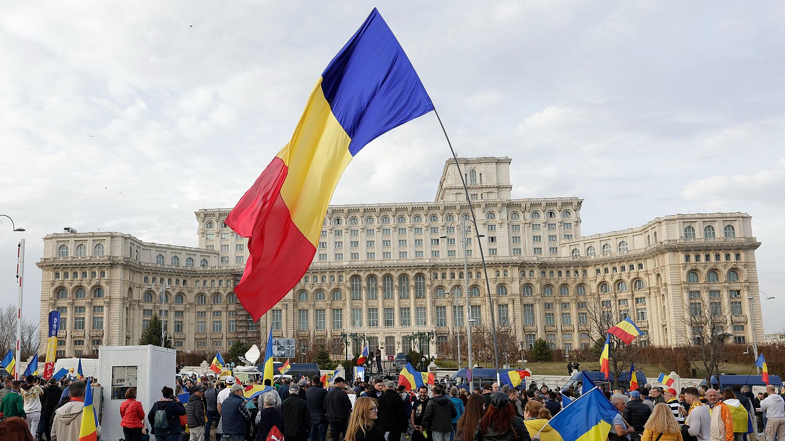 El Tribunal Constitucional inhabilita a Calin Georgescu para las elecciones presidenciales