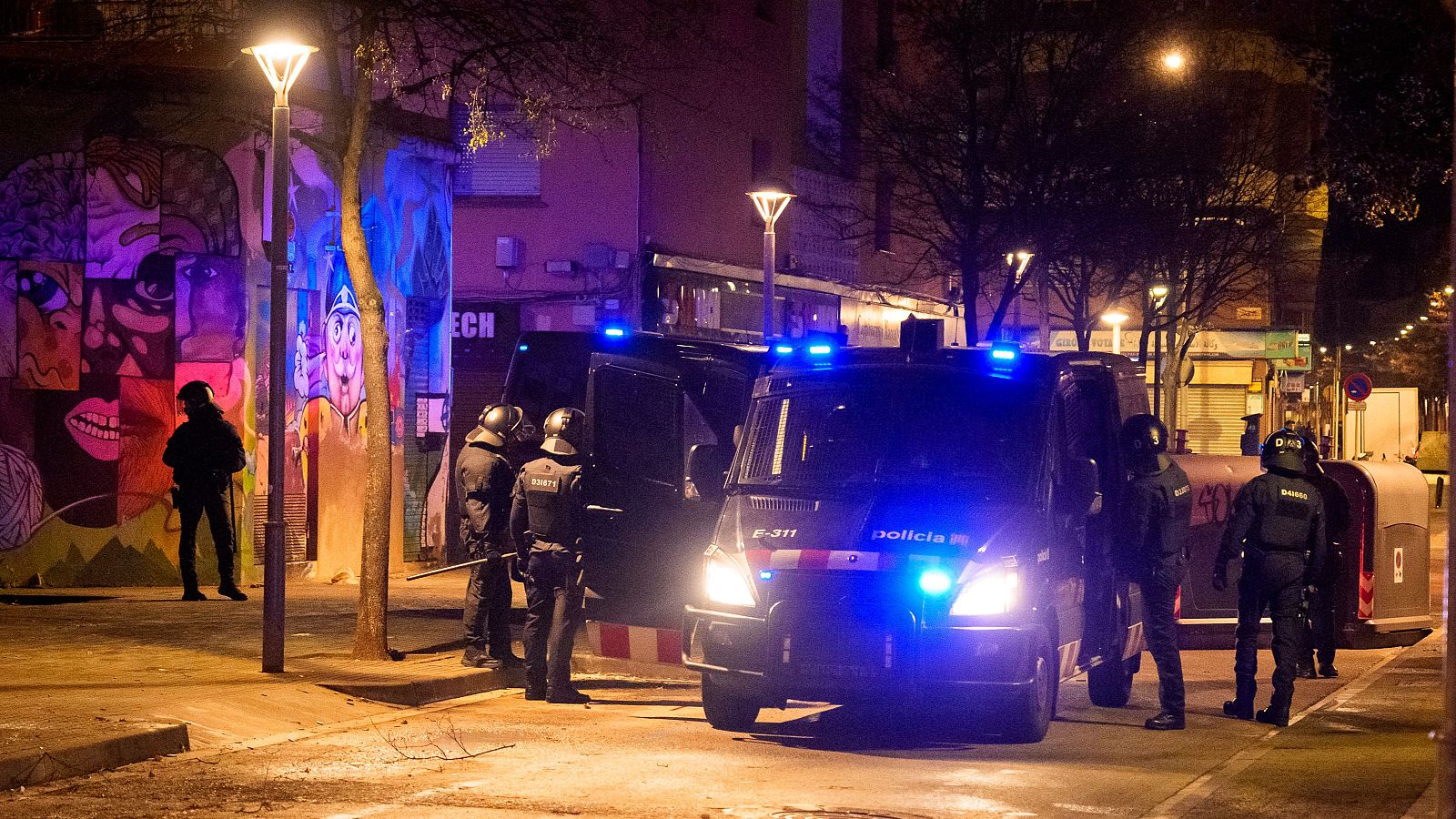 Seis detenidos tras las protestas por el desalojo de un imán en la provincia de Girona