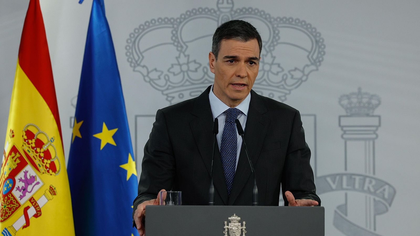 Pedro Sánchez comparece tras la reunión con los grupos en Moncloa sobre el gasto en defensa