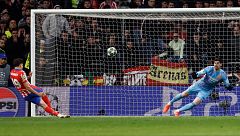 ¿Por qué se anuló el penalti de Julián Álvarez? Esto es lo que dice la regla 14 que dejó sin efecto el gol ante el Madrid