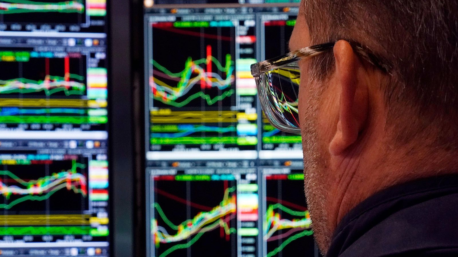 Wall Street cierra con una notable subida